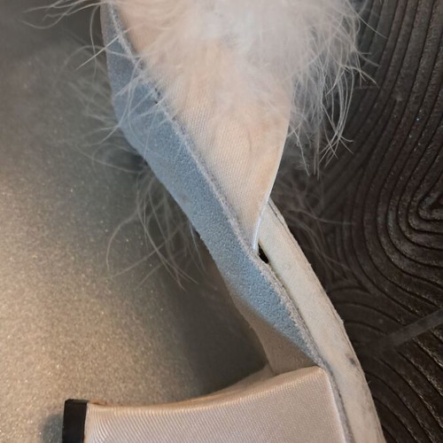 Satin bridal slippers with feathers and heel new size 40