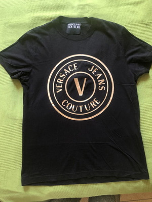 Versace T-shirt like new, black and gold, size L