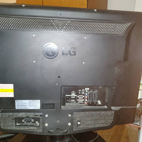 LG 32" TV used without working speakers