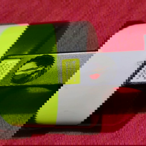 Фенер за гмуркане Vega 2 Techisub като нов, жълто-черен