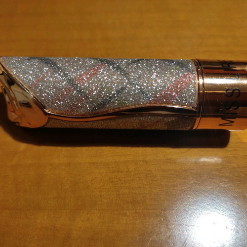 Miss Lirenn lipstick used with matte finish and warm shade