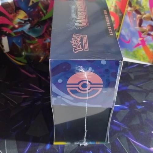 Chaos Rising Elite Trainer Box new condition