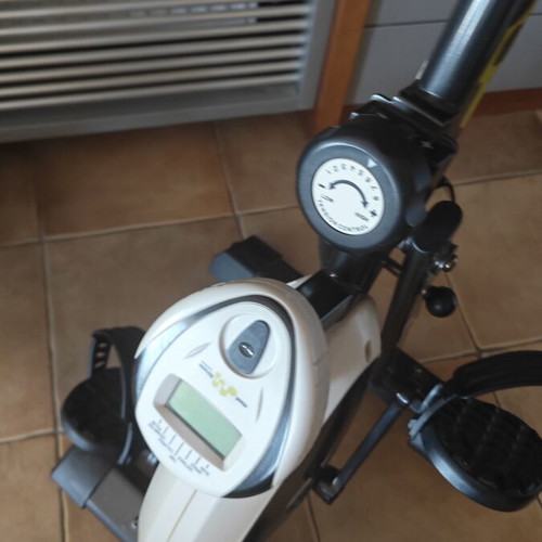 Movifitness MF-620 X-Compact exercise bike used, foldable magnetic resistance