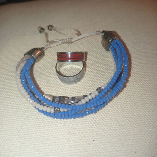 Adjustable bracelet with 5 bead rows and 2 semi-precious rings