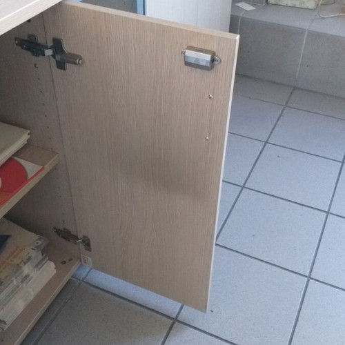 SATO executive office set used with desk, drawer unit, bookshelf and leather chair