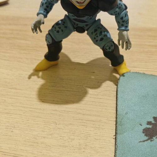 Dragonball Cell and Cell Jr figures like new, approx 11cm