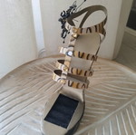 Jewelry stand like new