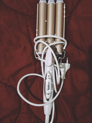 Hair waver used, for wavy hair, used once