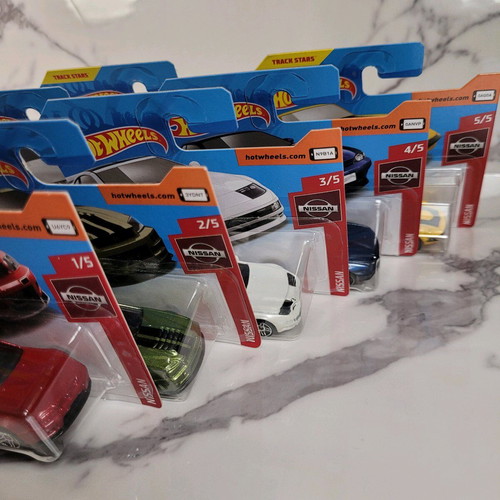 Hot Wheels Nissan Set Mainlines 2019 new