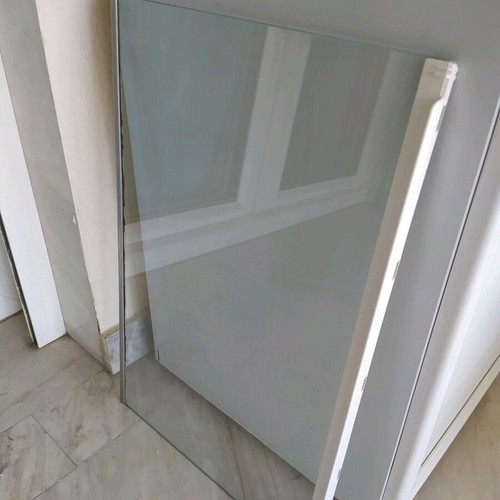 Simence KG39NAOO glass shelves for refrigerator like new