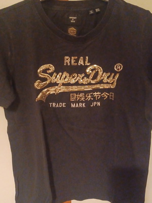 Superdry women's t-shirt like new, size S, black