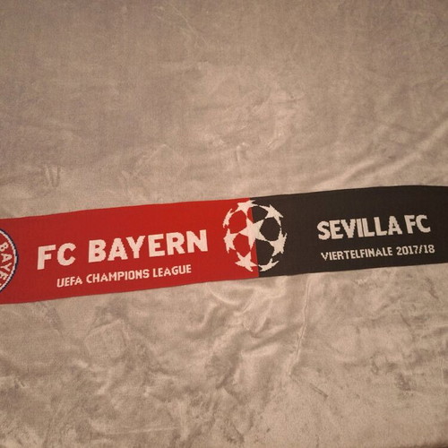 Football scarf Bayern - Sevilla like new, original Champions League product