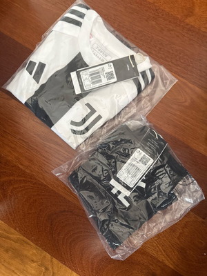 Juventus set 7-8 years new authentic