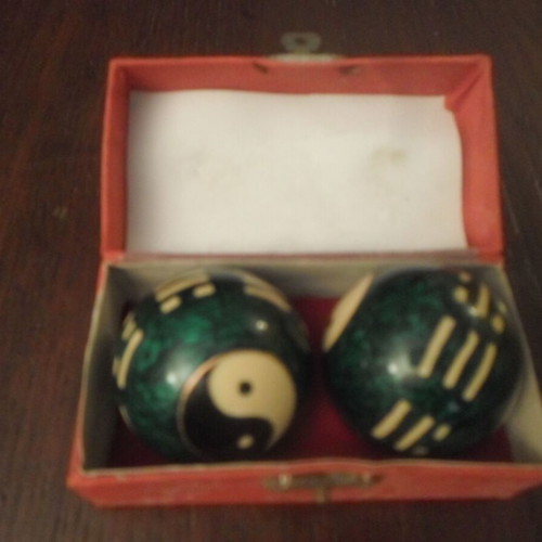 Ying Yang balls like new relaxing with sounds