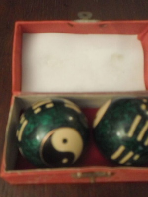 Ying Yang balls like new relaxing with sounds