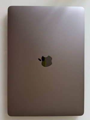 MacBook Pro 13" M1 2020 like new, 16GB RAM, 256GB SSD