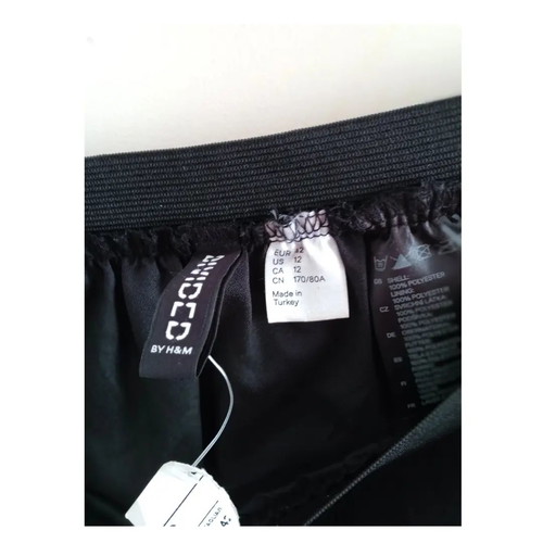 H&M skirt new, size 42