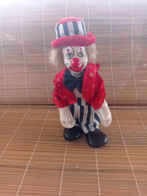 Porcelain decorative clown