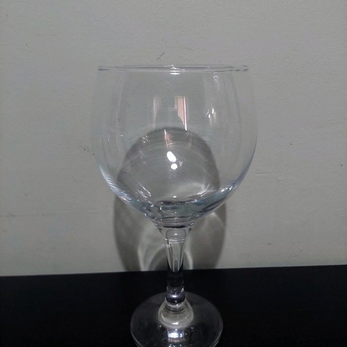 TIKI and TULIP glass set like new, cocktail glasses