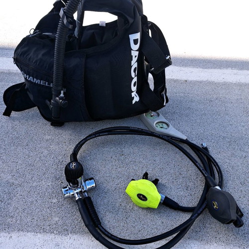 Made in USA diving equipment used, vest size large