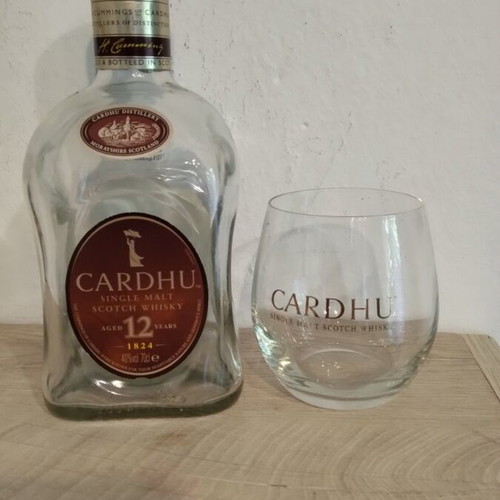 Cardhu whisky bottle with glass like new