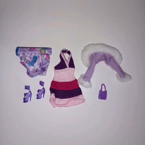 Barbie clothes and accessories set in purple tones like new