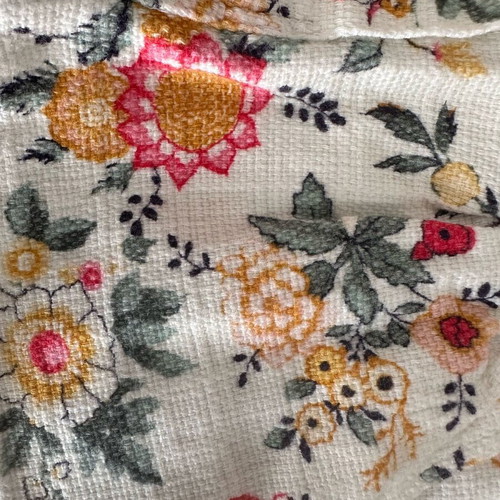 Girls' shorts like new, multicolored, age 5