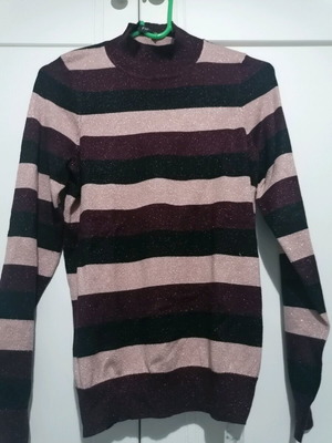F&F Long-Sleeve Blouse New, Size S, Multicolor with Gold Thread