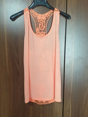 Coral Zic Zac blouse new, one size