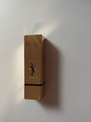 Yves Saint Laurent Rouge Pur Couture Lipstick shade 70 Le Nu