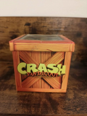 Crash Bandicoot collectible box with Numskull badges like new