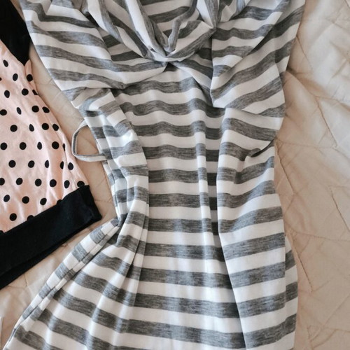 Clothing set like new, 1 dress and 2 summer tops