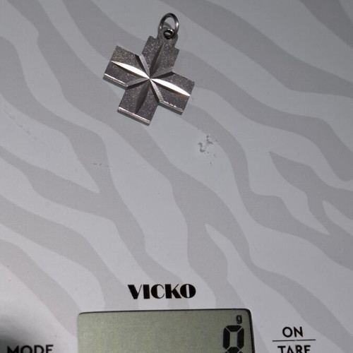 Silver Cross Pendant 8g fine silver 1000, like new