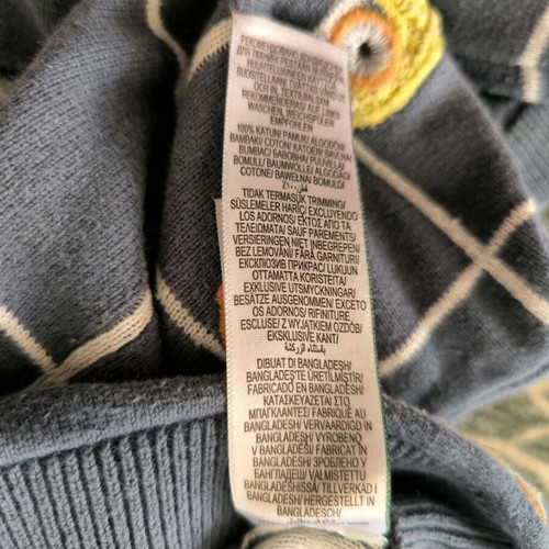 Children's shirt used with car designs for ages 2-3