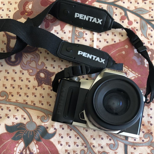 Pentax MZ-50 SLR film camera like new