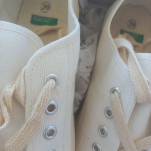 Benetton Sneakers No39 Canvas Off-White New