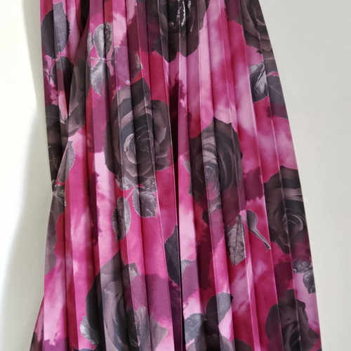 Celestino pleated maxi skirt, floral fuchsia and black, size L