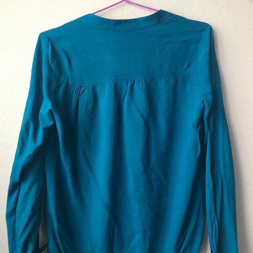 Bershka blouse long sleeve in petrol color like new