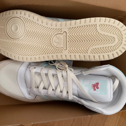 Adidas Top Ten new sneakers size 44 beige and turquoise