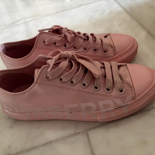 Burberry sneakers like new, pink, size 38