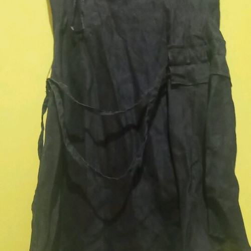 Black dress like new with side zipper, size small