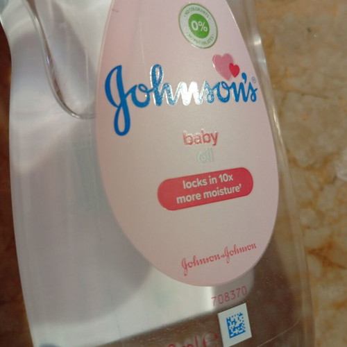 Johnson's Baby Oil 300ml new moisturizing