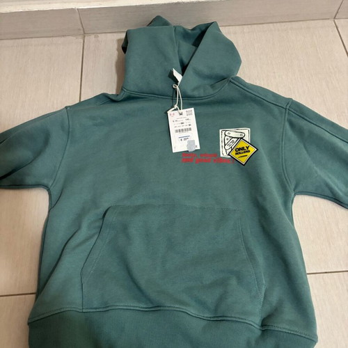 Zara kids sweatshirt new with tags, green, size 140 cm