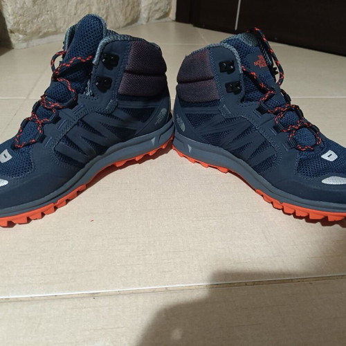 North Face boots new, size 40, blue