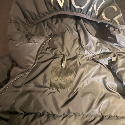 Moncler Nubiera Padded Gillet black, like new, size L