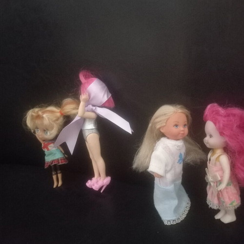 Mini doll collection of 4, Barbie Chelsea Rock 'N Royals, Blythe Lps, Simba Evil and Vintage