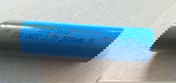 2 Μπαταρίες λιθίου 18650 2600mAh