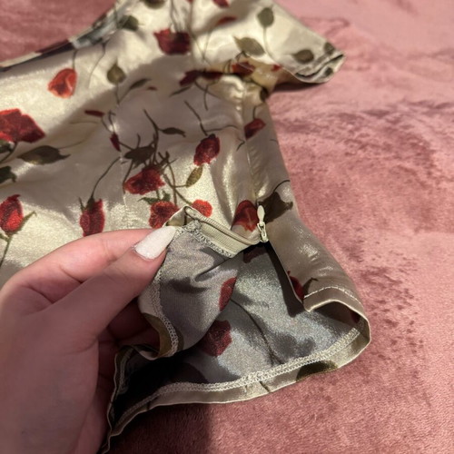 Satin women's short-sleeve blouse like new, size L, beige and red