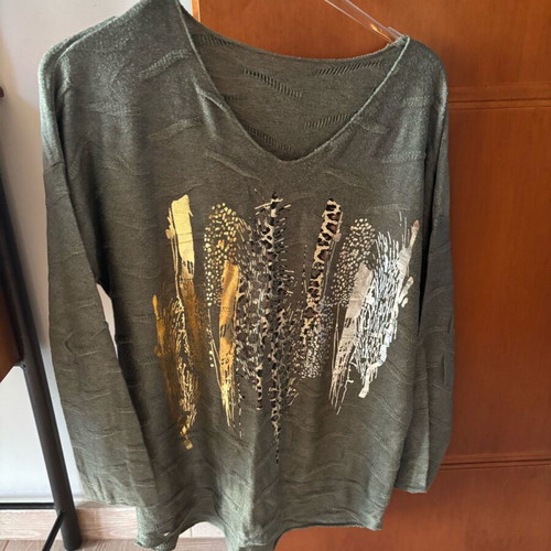 Khaki blouse with gold details and leopard print like new