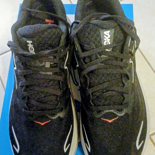 Hoka Clifton 10 running shoes size 43.5, black and grey